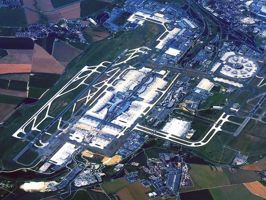 vue du ciel de l'aéroport de Roissy